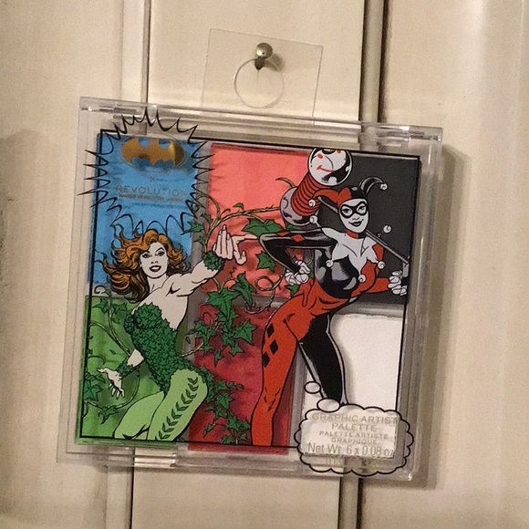 Batman Limited Edition Palette new - Picture 10 of 16